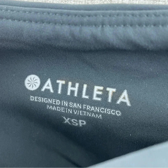 Athleta Womens Size XSP Gray leggings 0213 - Picture 5 of 10